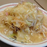Jiāng Shān Lóu Zhǎng Qí Zhōng Huá Jiē Běn Diàn Comida