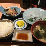 Shì Chǎng Shí Táng よし Comida