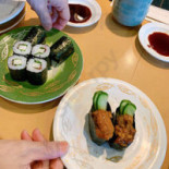 Shì Chǎng Shí Táng よし Comida