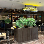 P.f. Chang's Dentro