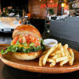 アトラーレ Dining Comida
