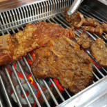 마포숯불갈비 Comida