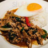 アジアンビストロ Dai èr Zi Yù Chuān Diàn Comida