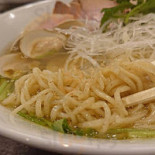 Miàn Wū Yóu Rén Comida