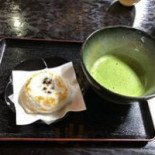 お Shí Chá Wū Comida