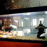 Jū Jiǔ Wū Wàn Zāng outside