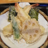Hé Shí さと Xiāng Shēng Diàn Comida
