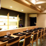 てだこ Dentro