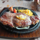 Xiāng Tǔ Liào Lǐ Nài Biān Jiǔ Comida