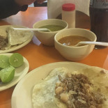 Méi Qiū Shòu Sī の Měi Dēng Lì Yù Chuān Diàn Comida