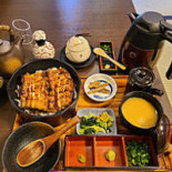 Guān Guāng Zhuāng Sōng Běn Diàn Comida