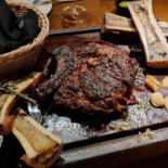 Gè Shì Jū Jiǔ Wū Yī Xīn Xiǎo Comida