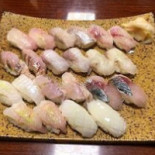 Shòu Sī Gē Pēng Zhì Nǎi Comida