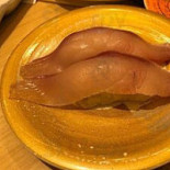 Yán の Huí Zhuǎn すし Wǔ Zāng Wán Comida