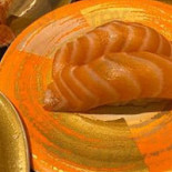 Yán の Huí Zhuǎn すし Wǔ Zāng Wán Comida