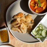 มนต์โรตี Comida