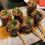 やきとり　yī Xīn Comida