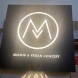 Mirror Vegan Concept Cardápio