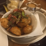 Yīng Táo Miàn Bāo Xī Bǐng Comida
