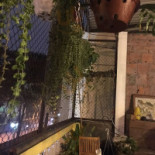 L'amant Cafe Exterior
