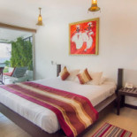 Theva Cuisine Dentro