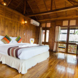 Phi Phi The Beach Resort พีพีอันดามันบีชรีสอร์ท Dentro