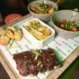 Mcgettigan’s Ajman Comida