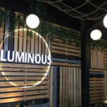 Luminous Gresik Cafe Dentro