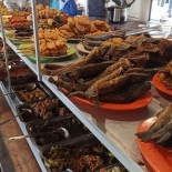 Rm. Cahaya Sari Comida