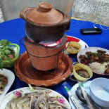 ครัวป้าแจ่ม(ปากท่อ) Bebida