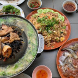 ร้านบ้านริมเขื่อน ตลาดน้ำอัมพวา Bebida