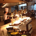 Feast Dentro