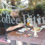 ครัวคุณพล Coffee Pitini Exterior