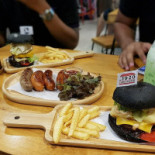 Est.1920 Burger&beer food