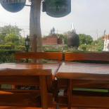 ร้านสโมสรกองเรือทุ่นระเบิด Exterior