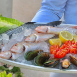 ‪fish Corner ‬ Comida