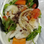 Madfoon Al Khaima مطعم مدفون الخيمه Comida
