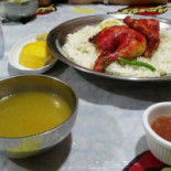 Madfoon Al Khaima مطعم مدفون الخيمه Comida