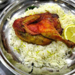 Madfoon Al Khaima مطعم مدفون الخيمه Comida