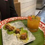‪charm Thai‬ Cardápio