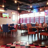 Freddy's Restro Cafe Dentro