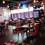 Freddy's Restro Cafe Dentro