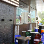 Curry Chatti Ajman Dentro