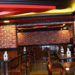 Curry Chatti Ajman Dentro