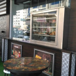 Curry Chatti Ajman Dentro