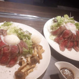 Nài Liáng Ròu とお Hǎo み Shāo き Juju Běn Diàn Comida