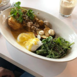 Almonak Comida