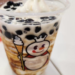 Mixue Icecream Bayu Tinggi Mì Xuě Bīng Chéng drink