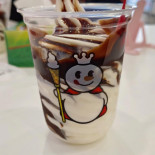 Mixue Icecream Bayu Tinggi Mì Xuě Bīng Chéng drink