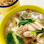Bob Chu Yuk Fun Bīn Chéng Bob Zhū Ròu Fěn Pork Noodle Soup Comida